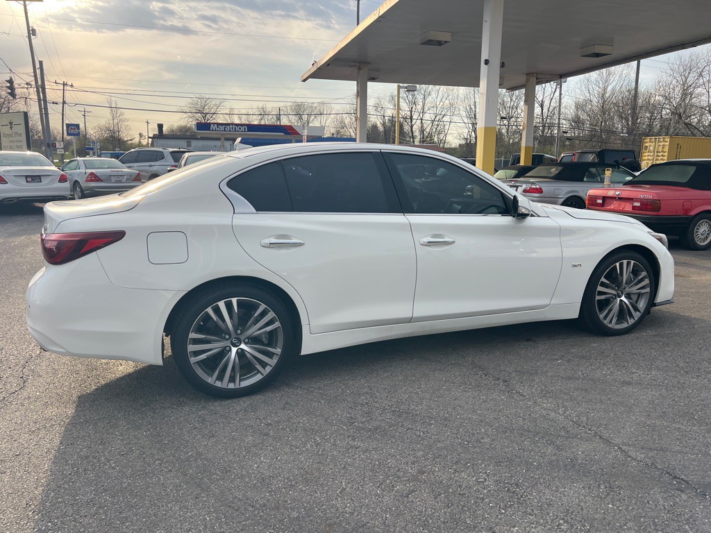 2018 INFINITI Q50 Image 14