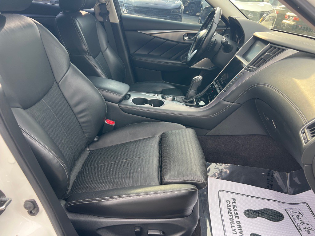 2018 INFINITI Q50 Image 35