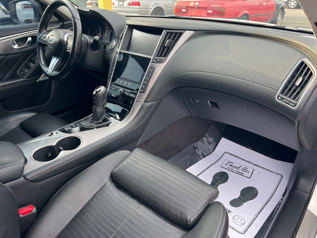 2018 INFINITI Q50 Image 36