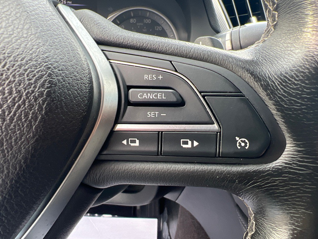 2018 INFINITI Q50 Image 40