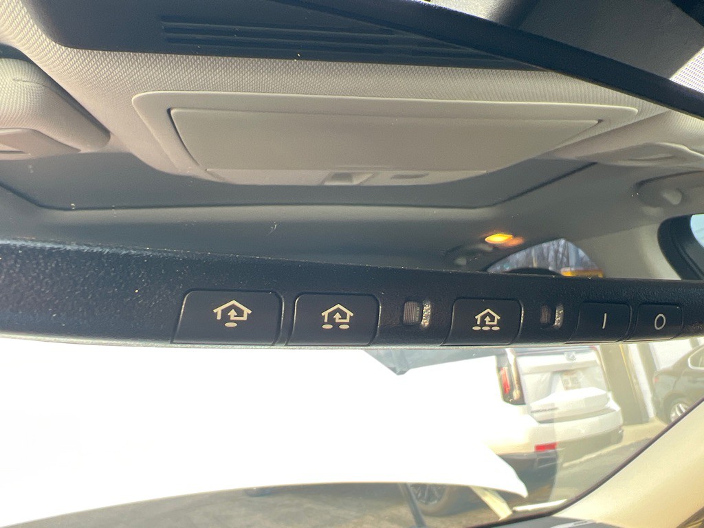 2018 INFINITI Q50 Image 49