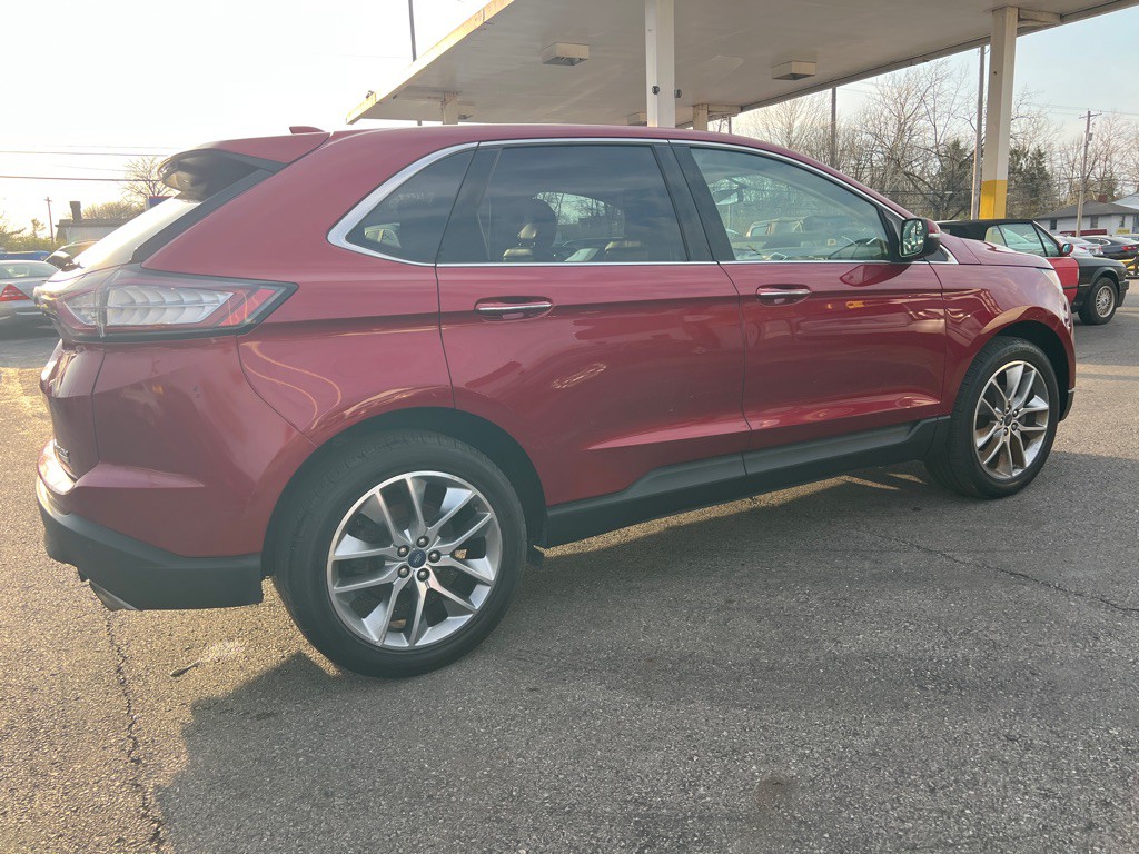 2018 Ford Edge Image 13