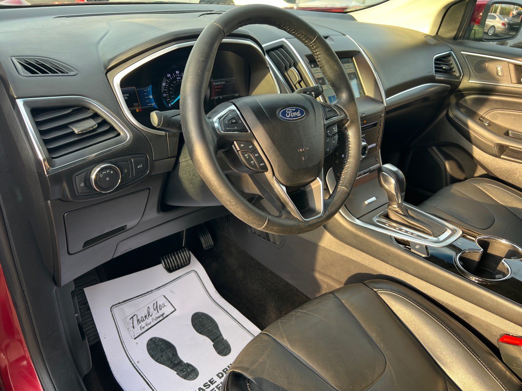 2018 Ford Edge Image 18