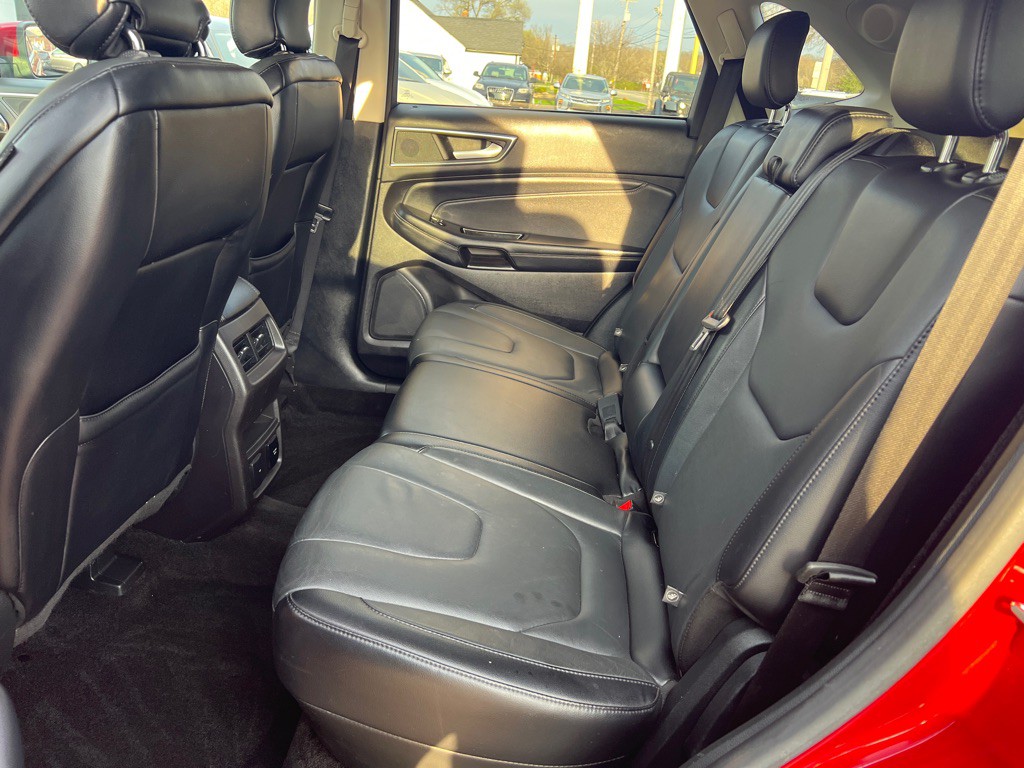 2018 Ford Edge Image 22