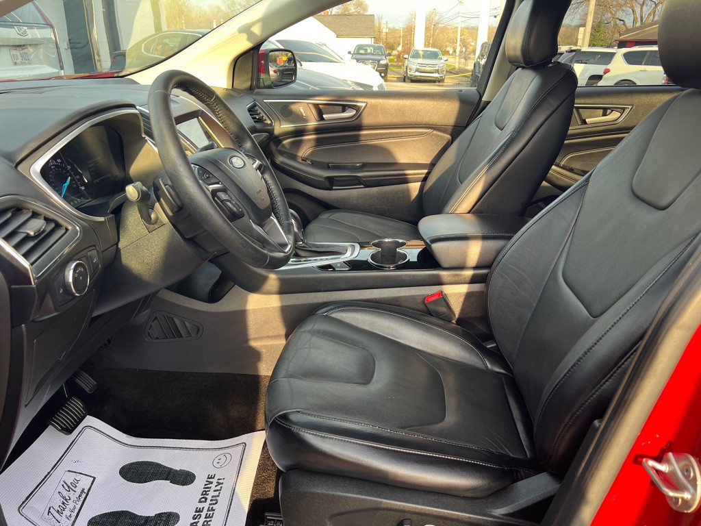 2018 Ford Edge Image 25