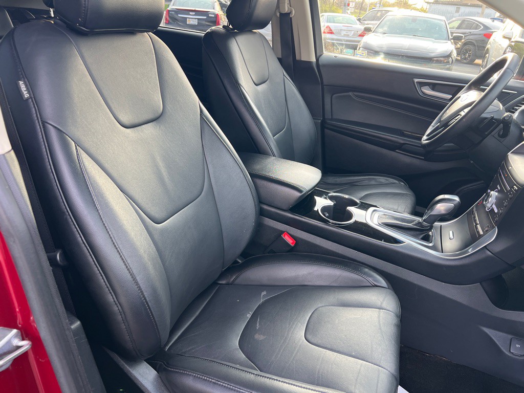 2018 Ford Edge Image 35