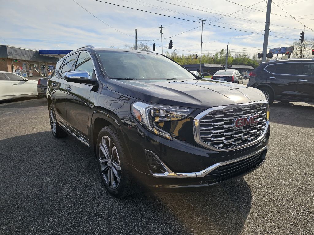 2018 GMC Terrain Image 2