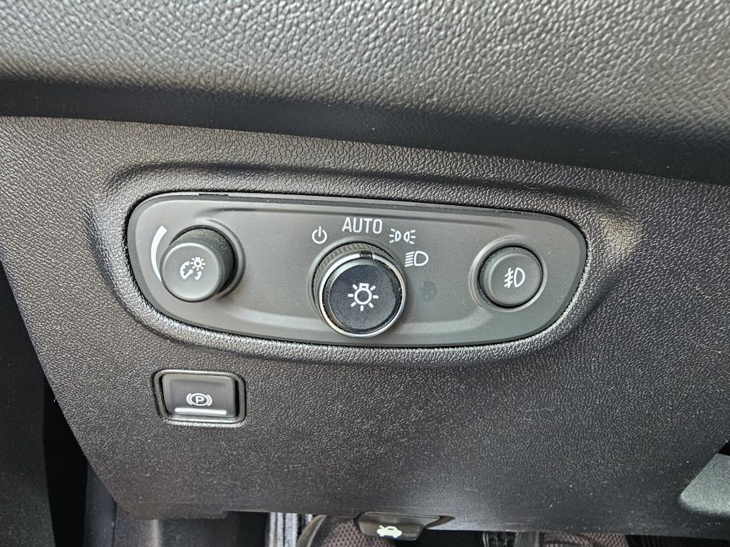 2018 GMC Terrain Image 36