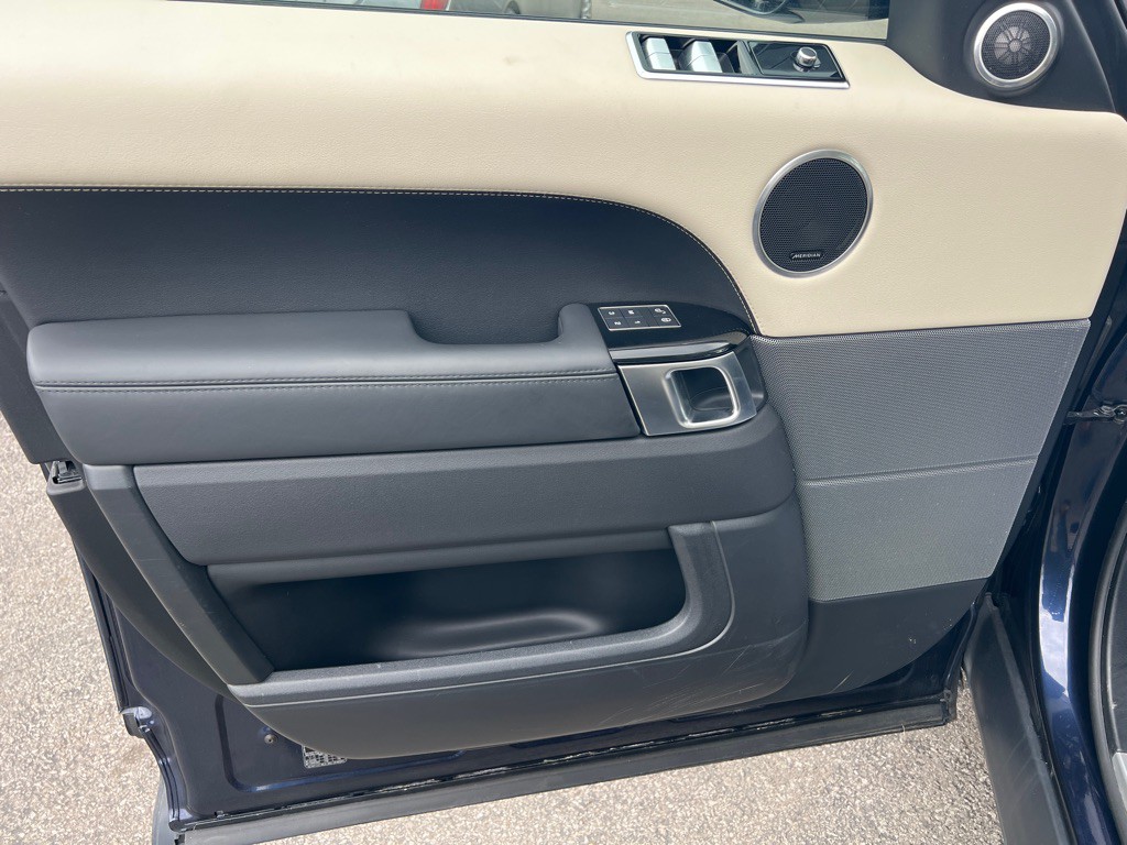 2019 Land Rover Range Rover Sport Image 17