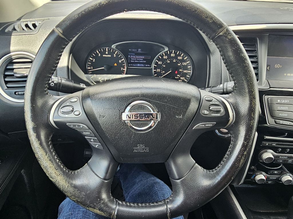2020 Nissan Pathfinder Image 25