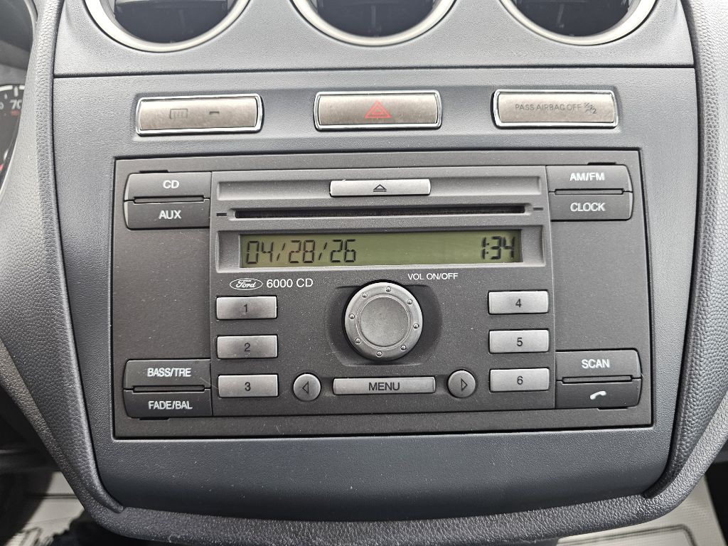 2010 Ford Transit Connect Image 16