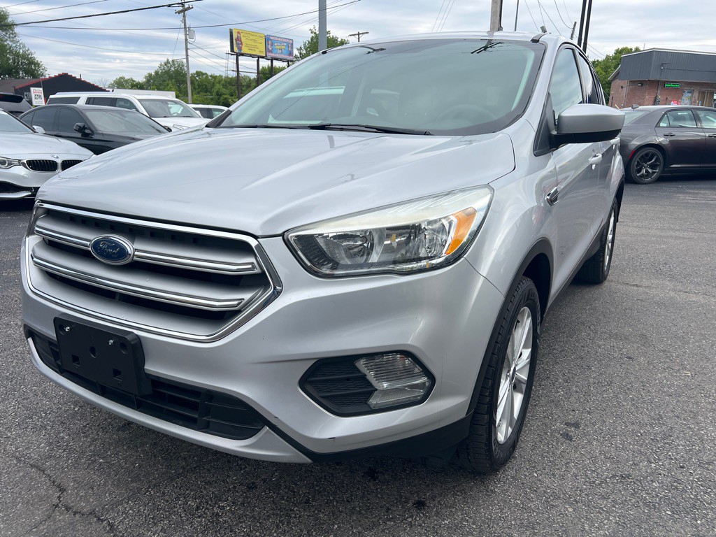 2017 Ford Escape Image 9