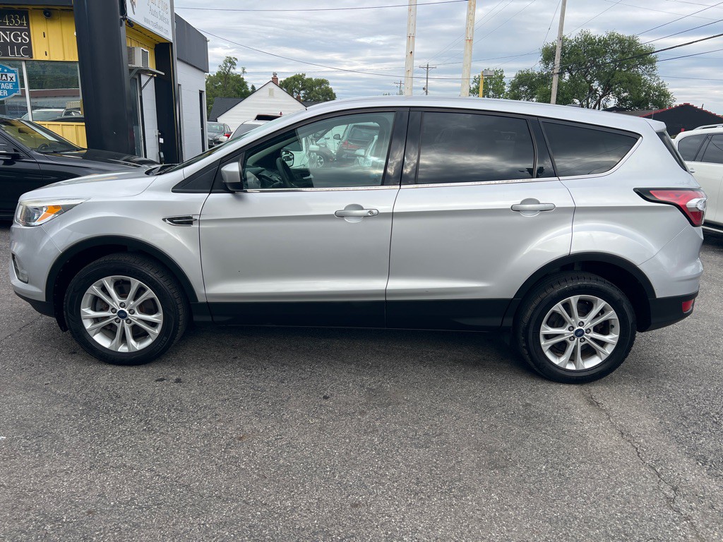 2017 Ford Escape Image 11