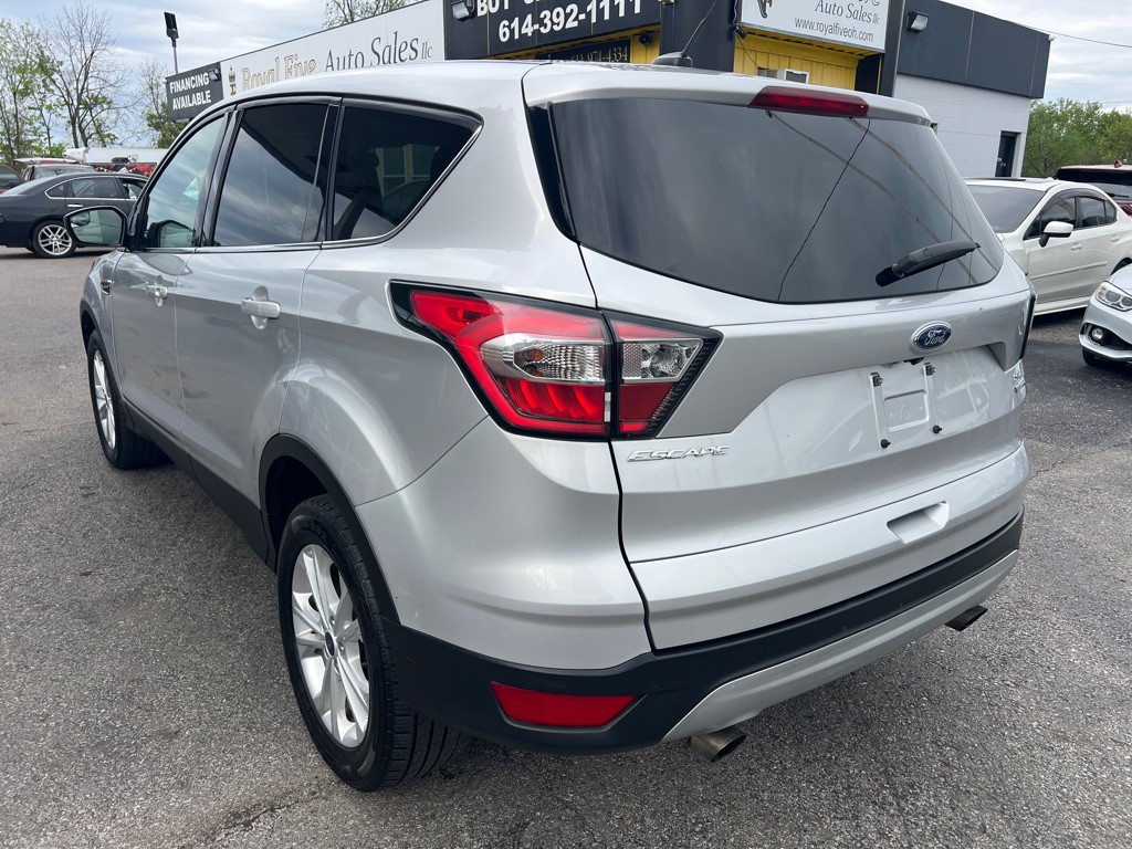 2017 Ford Escape Image 13