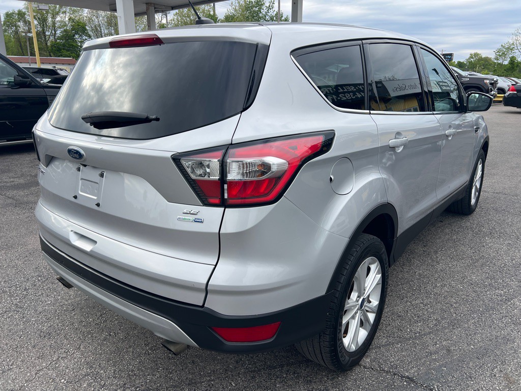 2017 Ford Escape Image 15