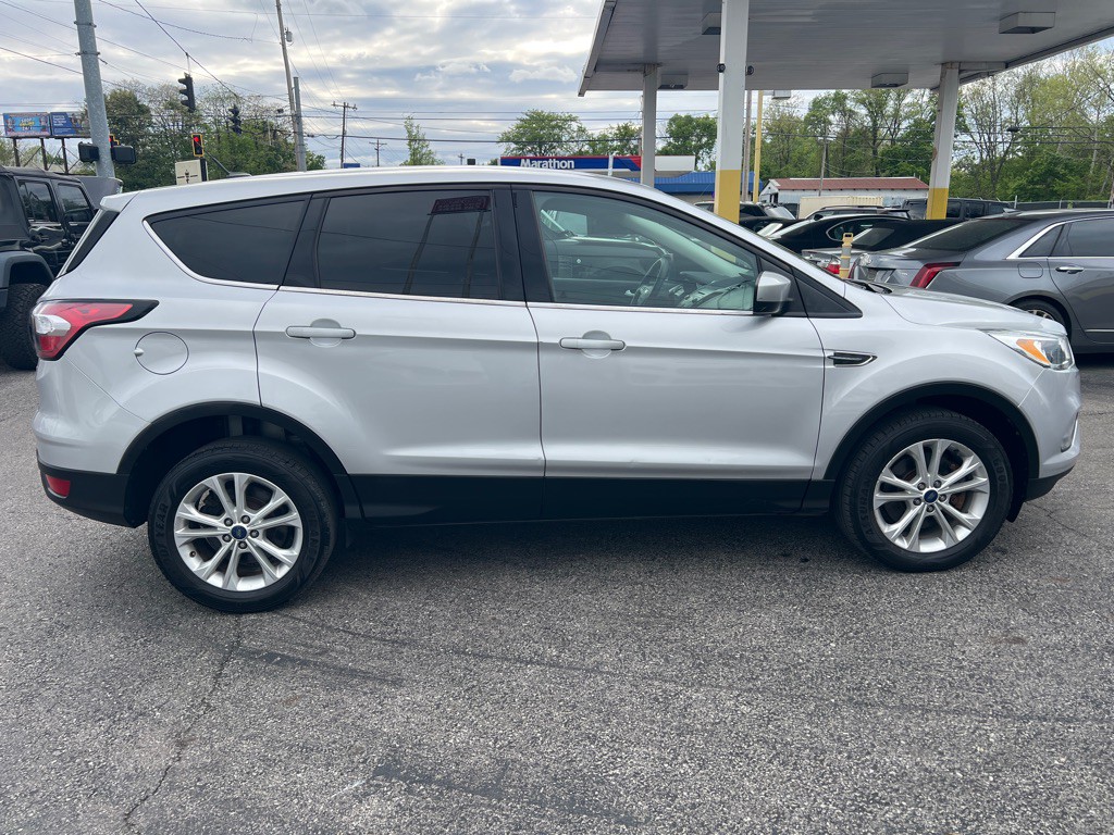 2017 Ford Escape Image 17