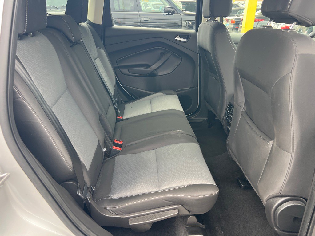 2017 Ford Escape Image 31