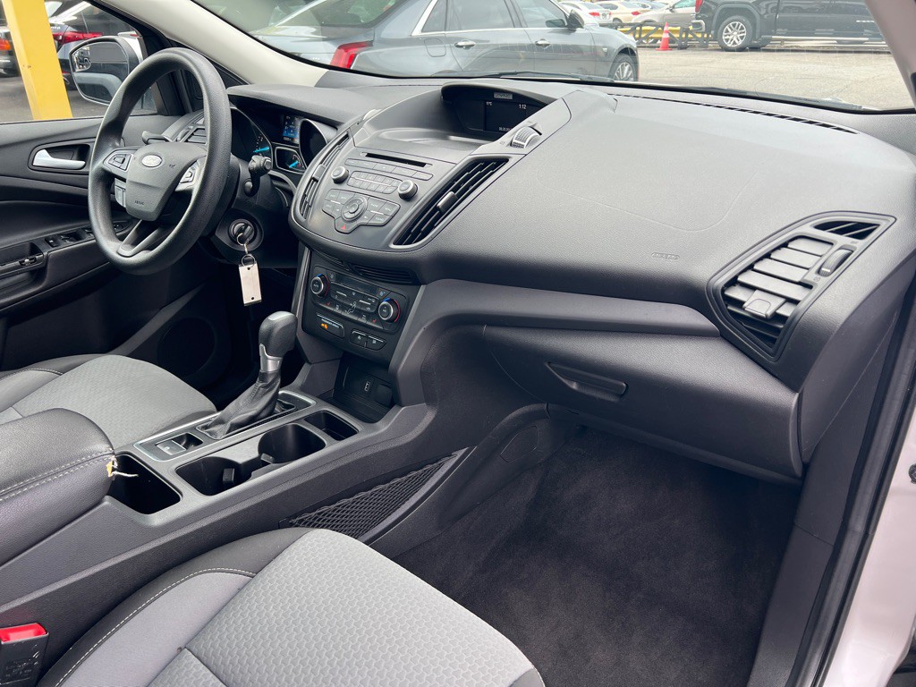 2017 Ford Escape Image 33