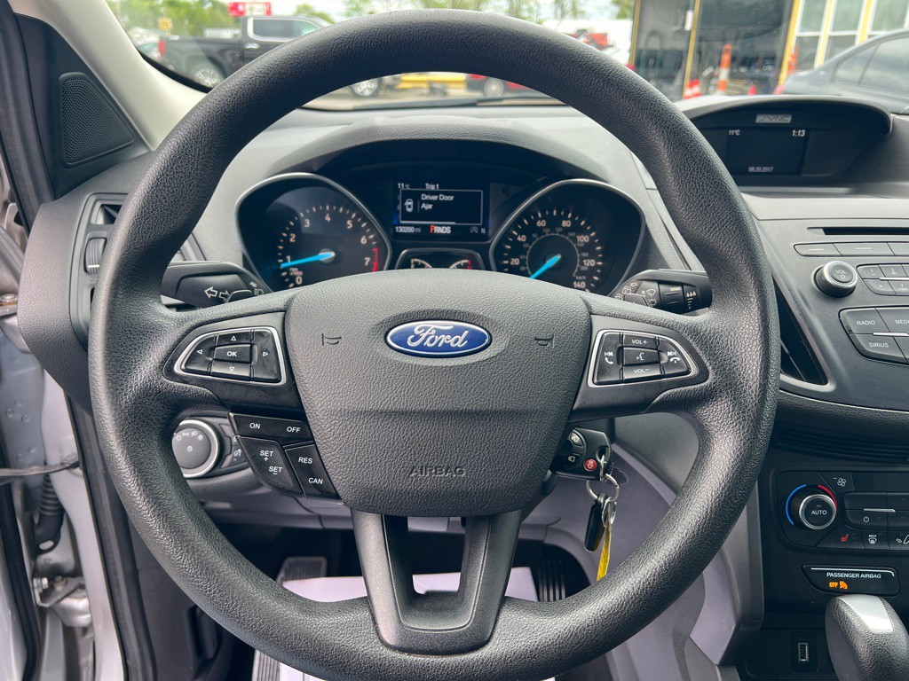 2017 Ford Escape Image 35