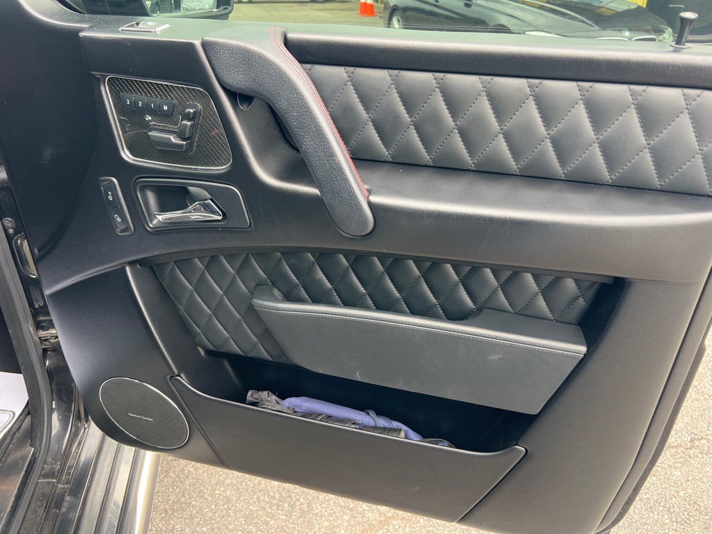 2017 Mercedes-Benz G-Class Image 39