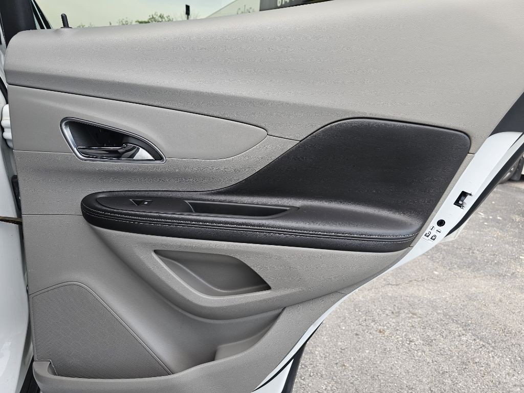 2016 Buick Enclave Image 35