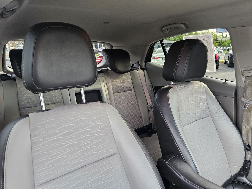 2016 Buick Enclave Image 37
