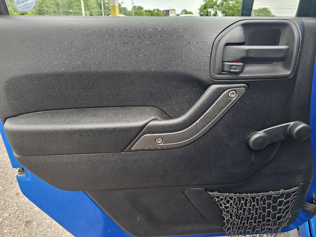 2015 Jeep Wrangler Image 19