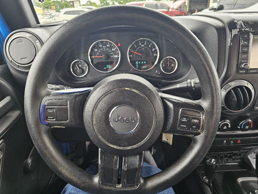 2015 Jeep Wrangler Image 23