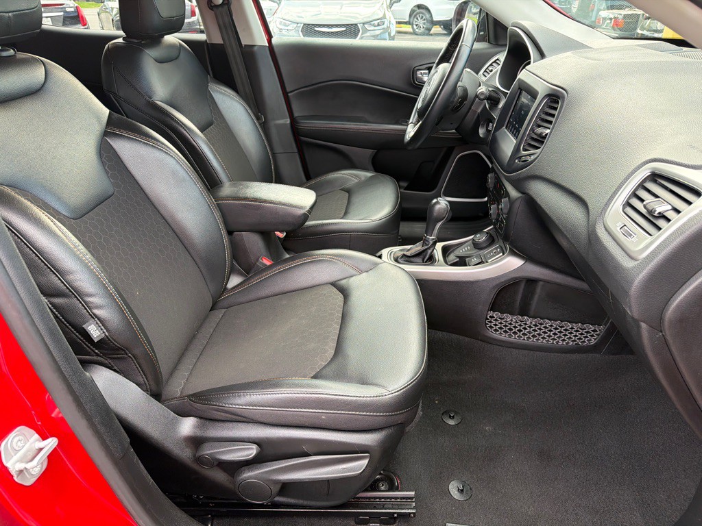 2021 Jeep Compass Image 31