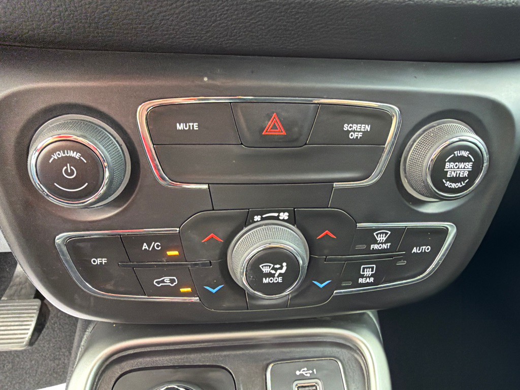 2021 Jeep Compass Image 41