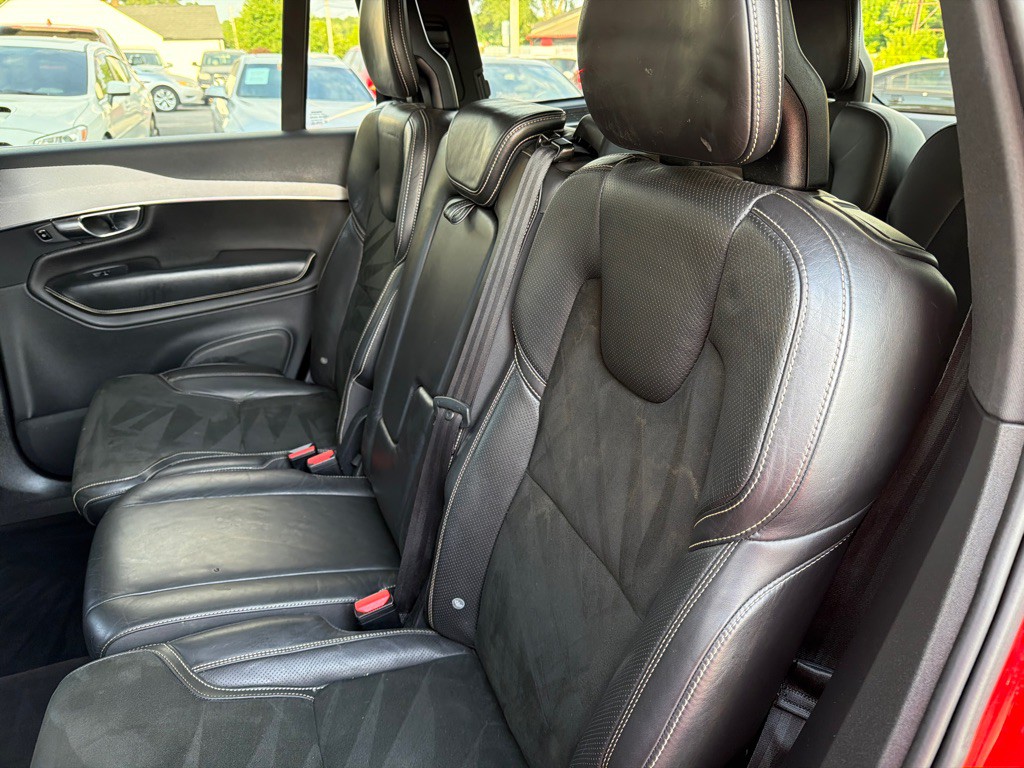 2016 Volvo XC90 Image 31