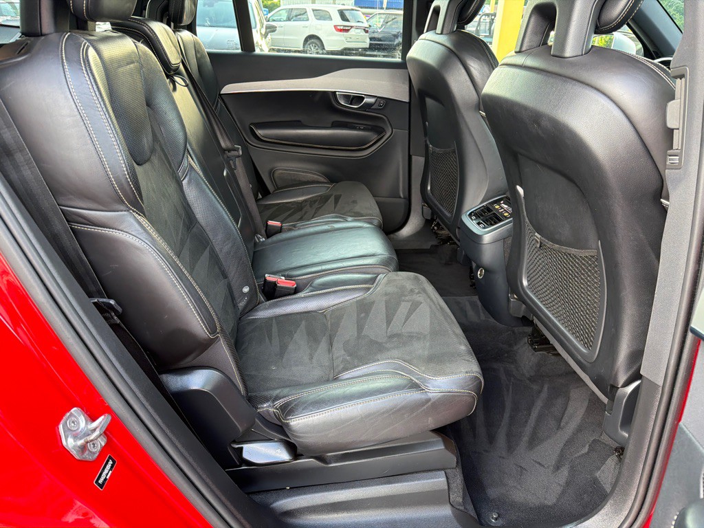 2016 Volvo XC90 Image 40