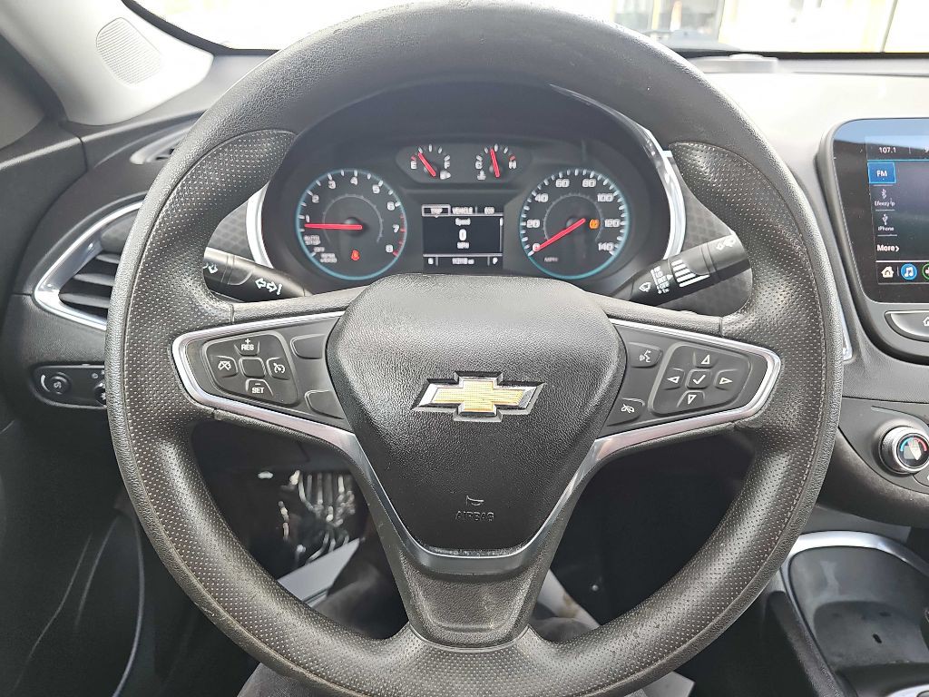 2019 Chevrolet Malibu Image 28