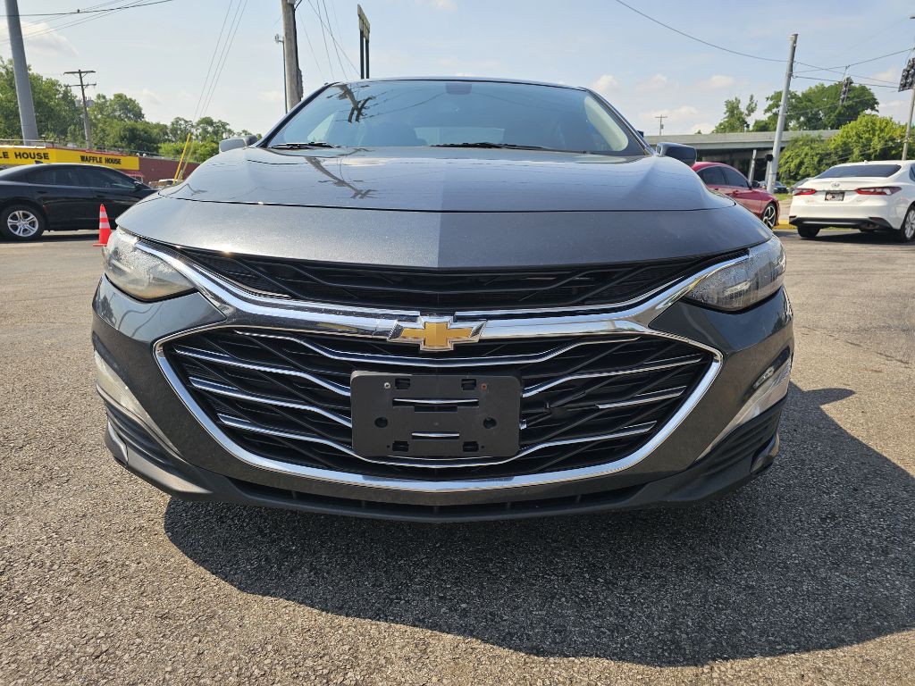 2021 Chevrolet Malibu Image 3