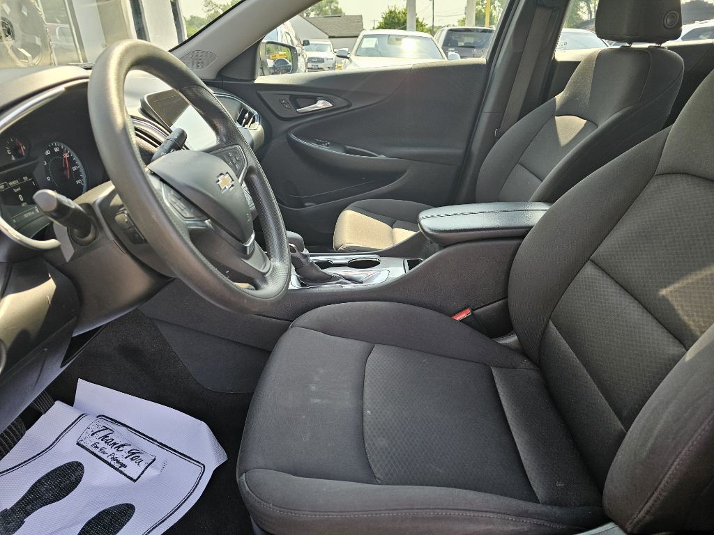 2021 Chevrolet Malibu Image 13