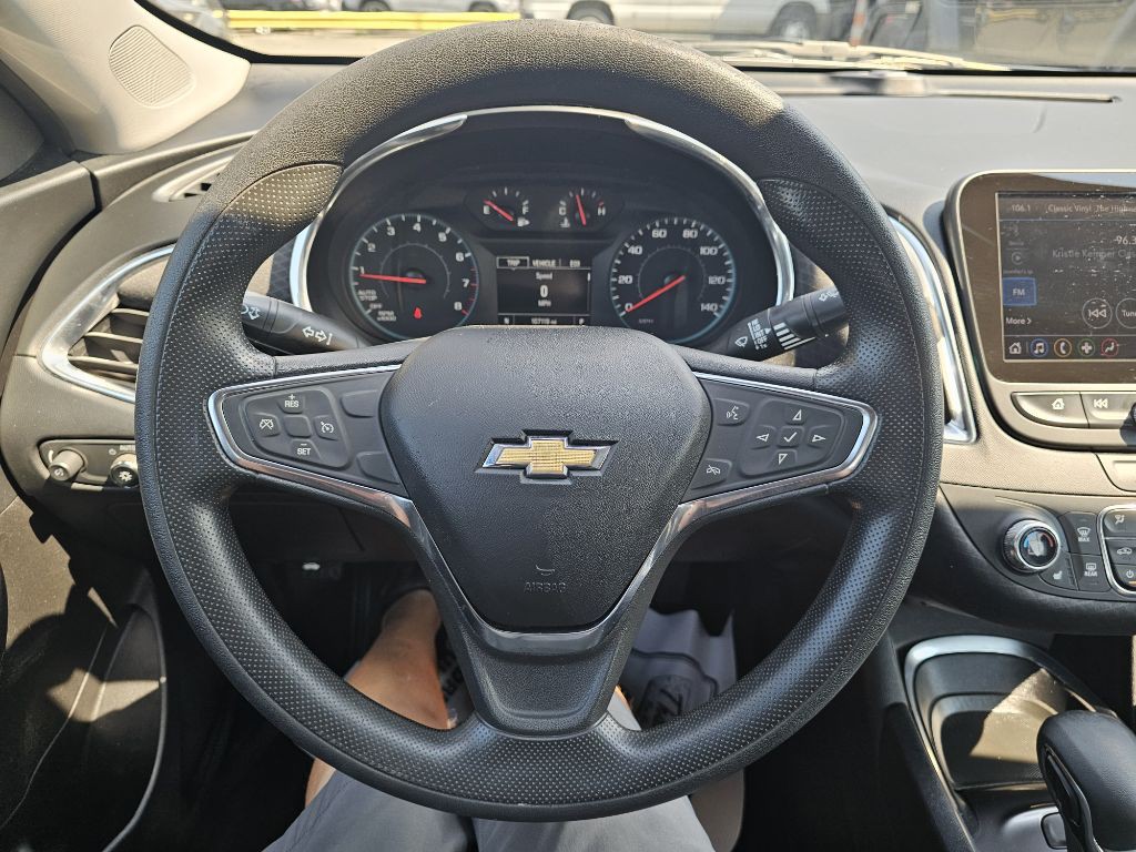 2021 Chevrolet Malibu Image 21