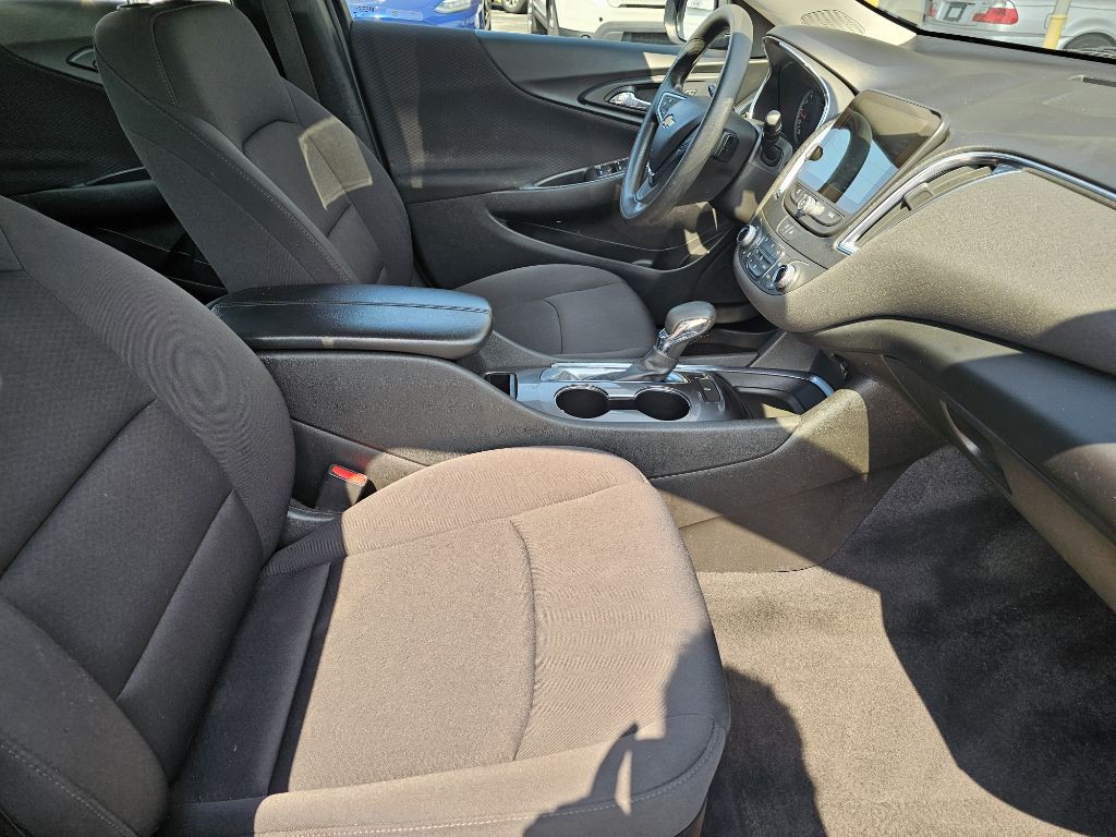 2021 Chevrolet Malibu Image 35