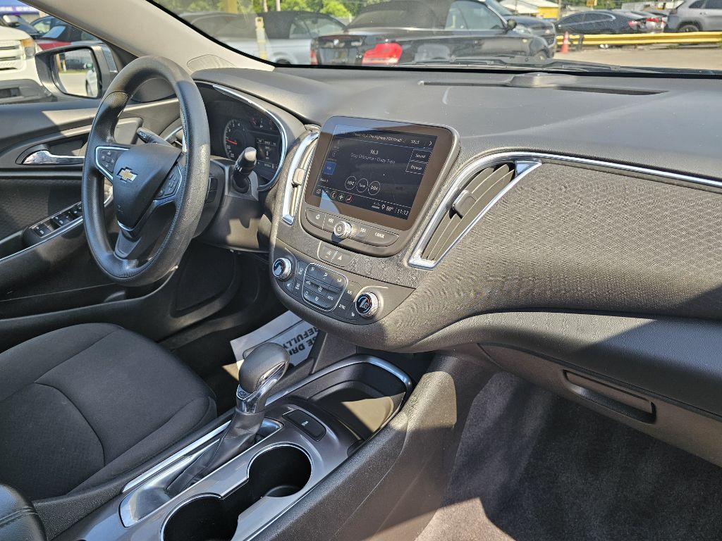 2021 Chevrolet Malibu Image 36