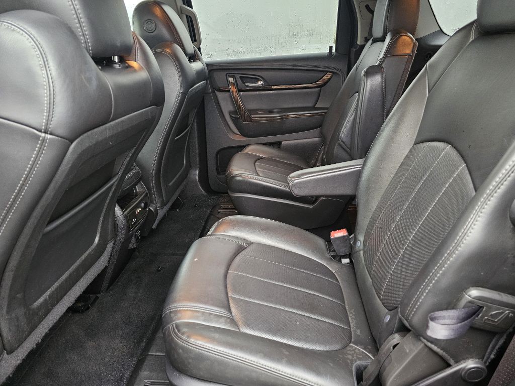 2015 GMC Acadia Image 33