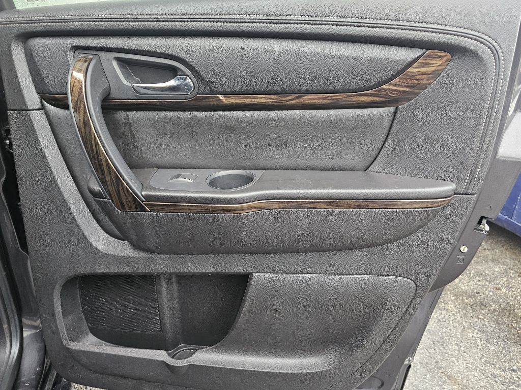 2015 GMC Acadia Image 43
