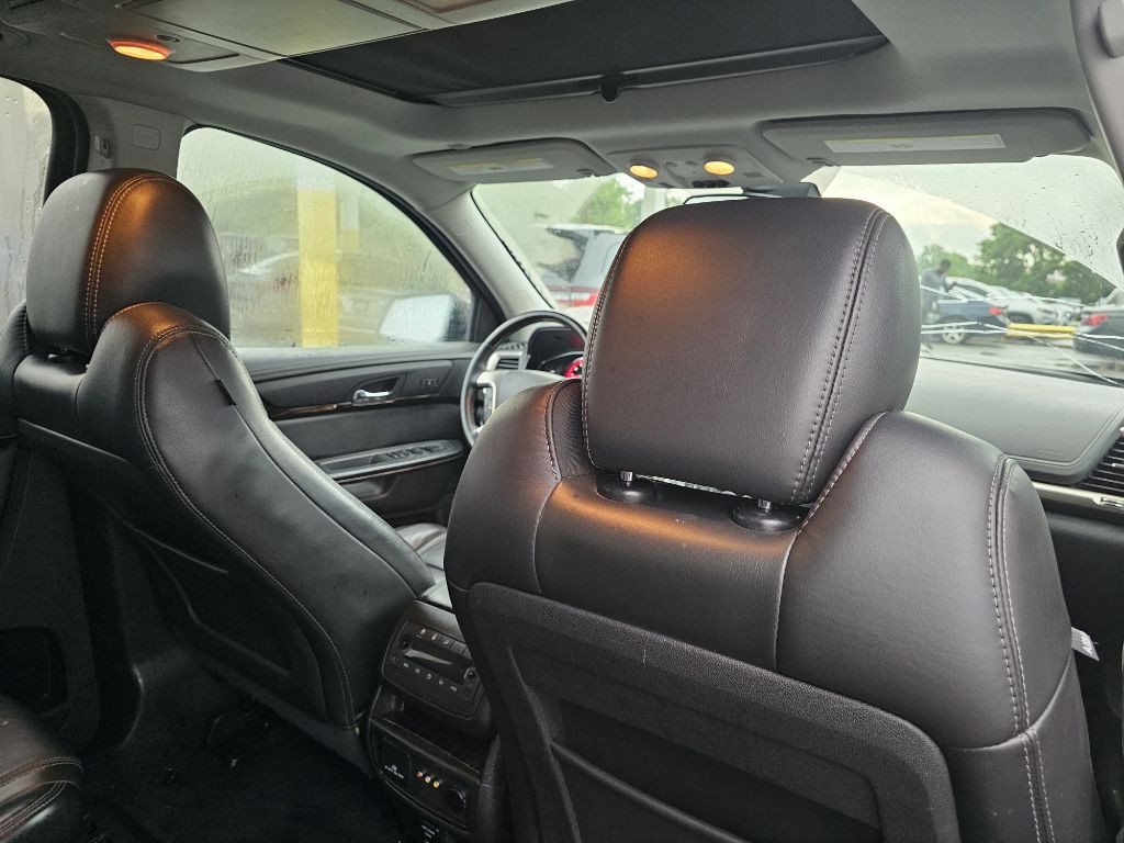 2015 GMC Acadia Image 60