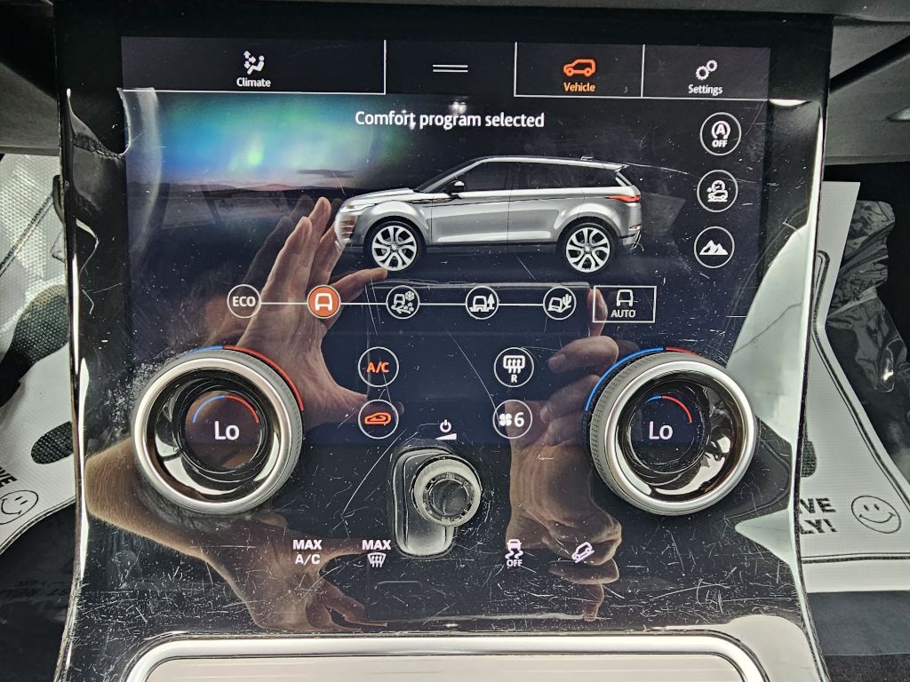 2020 Land Rover Range Rover Evoque Image 30