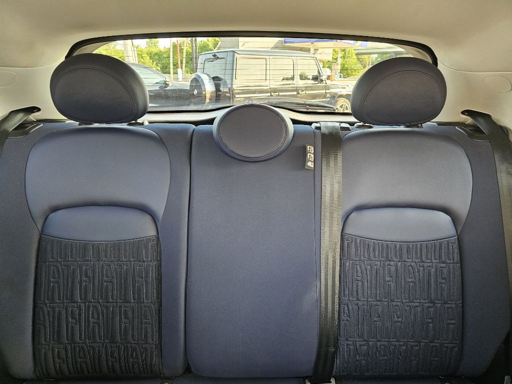2021 FIAT 500 Image 22