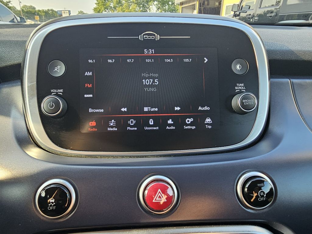 2021 FIAT 500 Image 28