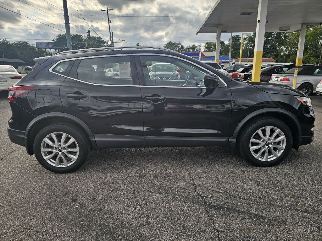 2022 Nissan Rogue Image 13
