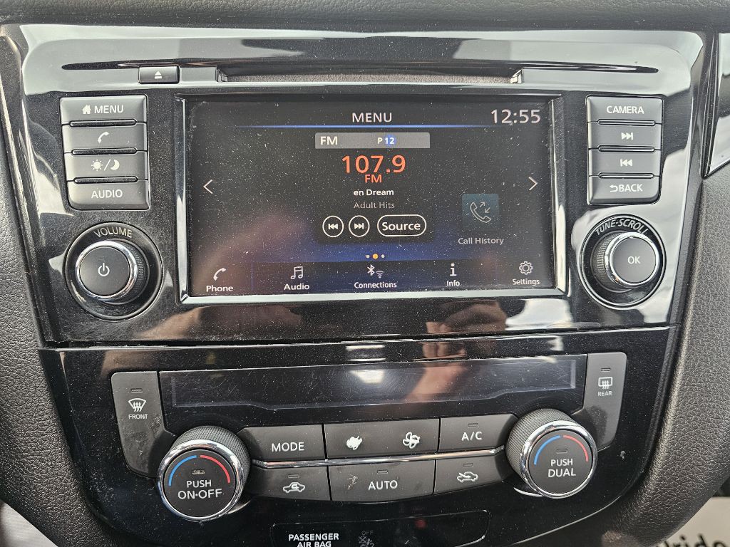 2022 Nissan Rogue Image 21