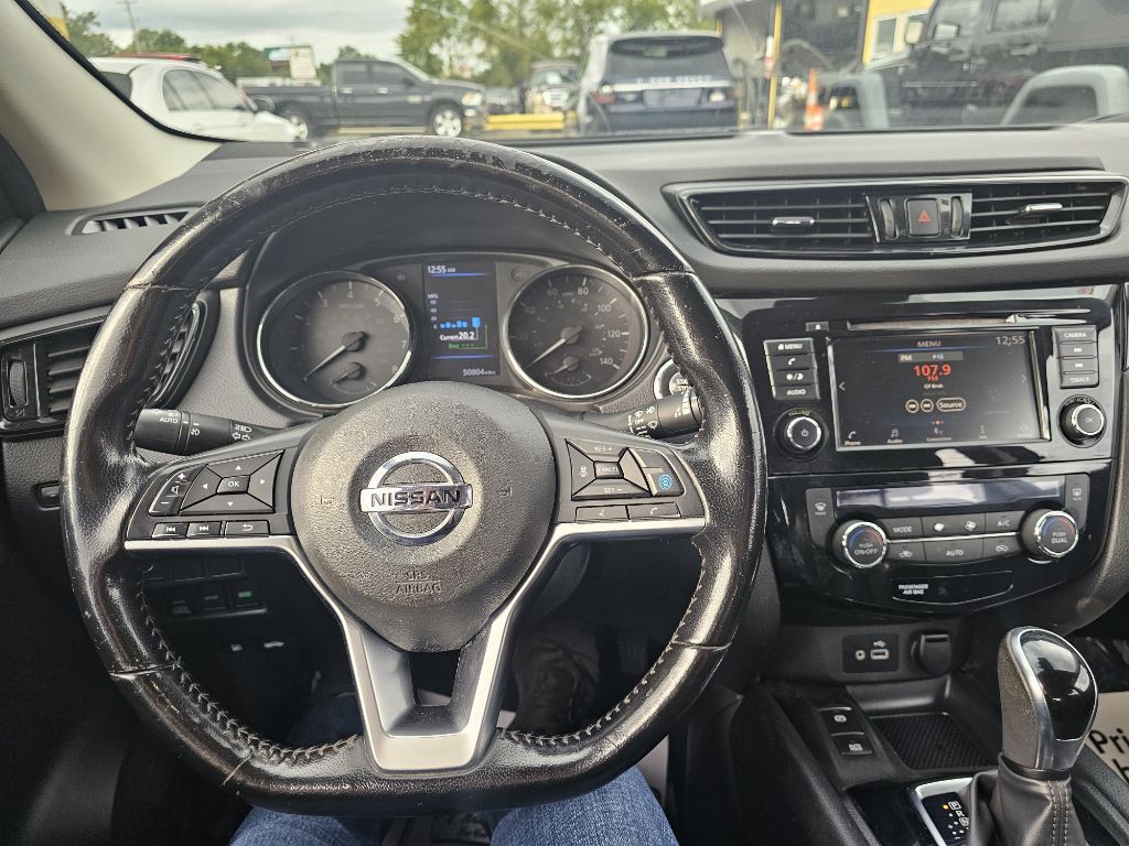 2022 Nissan Rogue Image 22