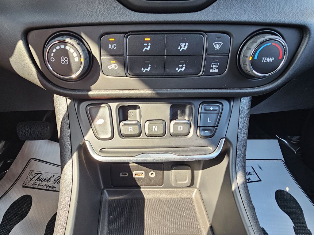 2019 GMC Terrain Image 25