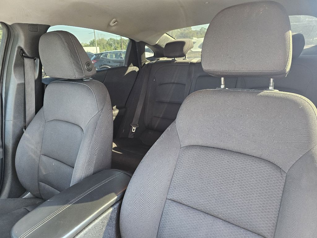 2019 Chevrolet Malibu Image 12