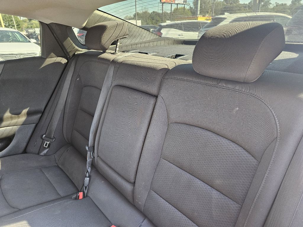 2019 Chevrolet Malibu Image 24